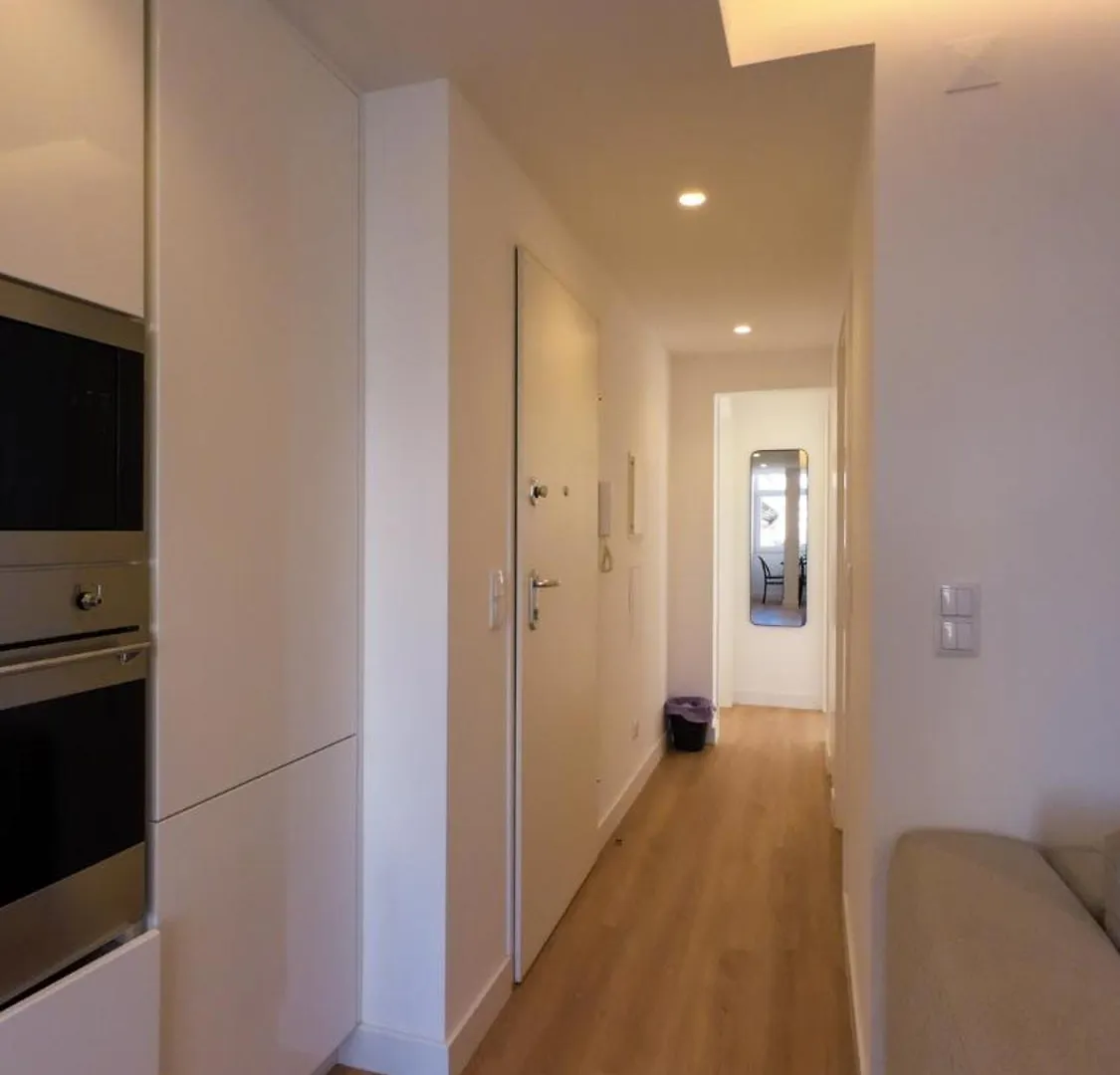 Saldanha Cozy Apartament Лиссабон 0*,  Португалия